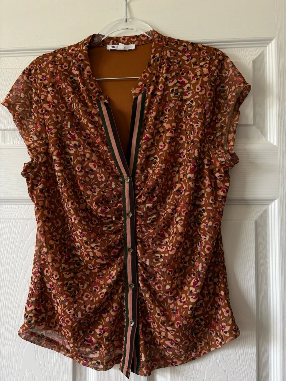 DR2 Brown Floral Button-Front Cap Sleeve Blouse with Pink Accents